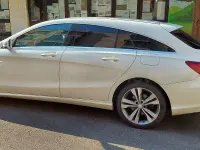Usado Mercedes CLA220 Shooting Brake Urban 177 CV (130 kW) 2016 Blanco Familiar