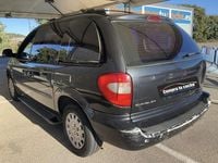 Usado Chrysler Voyager 140 CV (102 kW) 2003 Negro Monovolumen