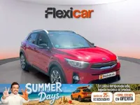 Usado Kia Stonic 101 CV (74 kW) 2019 Granate SUV