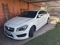 Usado Mercedes CLA220 Shooting Brake AMG line 177 CV (130 kW) 2017 Blanco Familiar