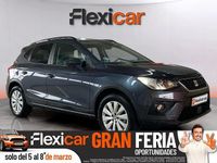 Usado Seat Arona Style 110 CV (80 kW) 2021 Gris SUV