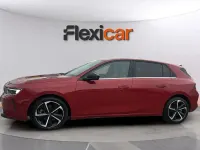 Usado Opel Astra Elegance 131 CV (96 kW) 2023 Granate Berlina