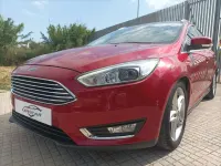 Usado Ford Focus Titanium 125 CV (91 kW) 2018 Burdeos Utilitario