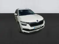 Usado Skoda Kamiq 95 CV (69 kW) 2022 Blanco SUV