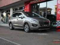 Usado Peugeot 3008 Style 120 CV (88 kW) 2015 Gris / plata Familiar