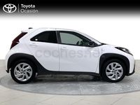 Usado Toyota Aygo X Play 72 CV (52 kW) 2024 Blanco SUV