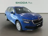 Usado Skoda Kamiq 110 CV (80 kW) 2022 Azul SUV