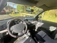 Usado Renault Clio II 80 CV (58 kW) 2004 Negro Berlina