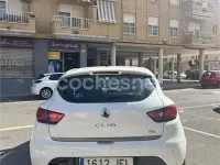 Usado Renault Clio IV 90 CV (66 kW) 2015 Blanco Berlina