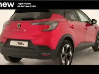 Usado Renault Captur Techno 100 CV (73 kW) 2025 Rojo SUV