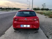 Usado Seat Leon Style 110 CV (80 kW) 2015 Rojo Berlina