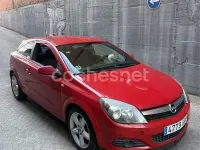 Usado Opel Astra GTC Sport 110 CV (80 kW) 2008 Rojo Berlina