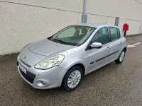 Usado Renault Clio II Authentique 75 CV (55 kW) 2011 Gris / plata Berlina
