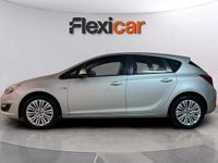 Usado Opel Astra Selective 116 CV (85 kW) 2014 Gris Utilitario