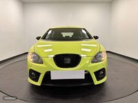 Usado Seat Leon CUPRA 240 CV (176 kW) 2007 Amarillo Berlina
