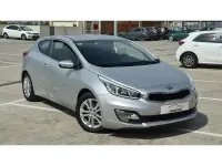 Usado Kia Ceed 135 CV (99 kW) 2015 Gris Utilitario