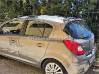 Usado Opel Corsa Color Edition 100 CV (73 kW) 2014 Gris / plata Utilitario