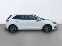 Usado Hyundai i30 GO! 116 CV (85 kW) 2021 Blanco Berlina