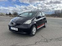 Usado Toyota Aygo 68 CV (50 kW) 2008 Negro Utilitario