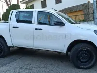 Usado Toyota HiLux 150 CV (110 kW) 2021 Blanco Pickup/Camioneta