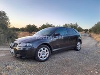 Usado Audi A3 Ambition 140 CV (102 kW) 2004 Gris / plata Berlina