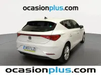 Usado Seat Leon Style 110 CV (80 kW) 2022 Blanco Berlina