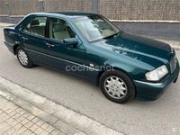 Usado Mercedes C240 Elegance 170 CV (125 kW) 1998 Verde Berlina