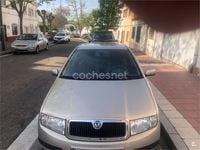 Usado Skoda Fabia 64 HP (47 kW) 2005 Bege Sedan