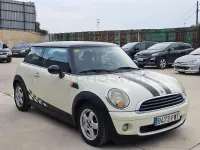 Usado Mini ONE 95 CV (69 kW) 2007 Beige Utilitario
