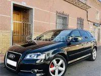 Usado Audi A3 Attraction 140 CV (102 kW) 2011 Negro Utilitario