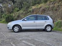 Usado VW Polo Edition 80 CV (58 kW) 2007 Gris Utilitario