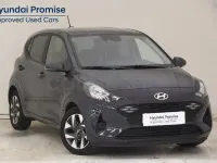 Usado Hyundai i10 63 CV (46 kW) 2025 Gris / plata Utilitario