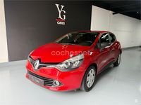Usado Renault Clio IV Authentique 75 CV (55 kW) 2014 Rojo Berlina