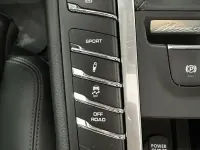 Usado Porsche Macan 245 CV (180 kW) 2021 Negro SUV