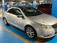 Usado VW Eos 160 CV (117 kW) 2009 Gris / plata Descapotable