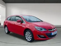 Usado Opel Astra Excellence 136 CV (100 kW) 2015 Rojo
