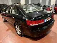 Usado Hyundai Sonata Style 140 CV (102 kW) 2008 Negro Berlina