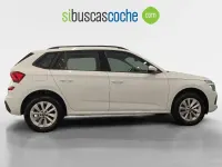 Usado Skoda Kamiq Essence 95 CV (69 kW) 2025 Blanco SUV