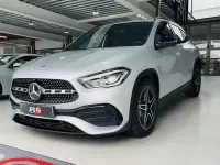 Usado Mercedes GLA200 AMG 150 CV (110 kW) 2021 Gris SUV