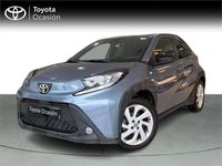 Usado Toyota Aygo X Play 72 CV (52 kW) 2025 Gris / plata SUV
