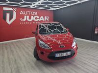 Usado Ford Ka Trend 69 CV (50 kW) 2015 Rojo Berlina