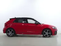 Usado Audi A1 Sportback Black Edition 150 CV (110 kW) 2022 Rojo Utilitario