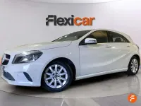 Usado Mercedes A180 109 CV (80 kW) 2017 Blanco Utilitario