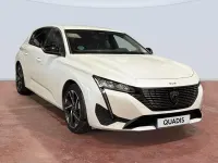 Usado Peugeot 308 Allure 131 CV (96 kW) 2023 Blanco Berlina