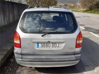 Usado Opel Zafira Elegance 82 CV (60 kW) 2000 Gris / plata Monovolumen