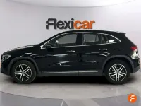 Käytetty Mercedes GLA180 136 HP (100 kW) 2022 Musta Katumaasturi