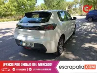 Usado Peugeot 208 Active 100 CV (73 kW) 2021 Blanco Utilitario