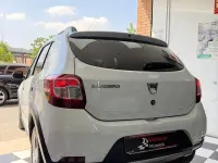 Usado Dacia Sandero Stepway 90 CV (66 kW) 2016 Blanco Berlina