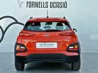 Używany Hyundai Kona 120 KM (88 kW) 2018 Pomarańczowy SUV