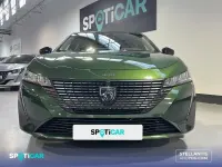 Usado Peugeot 308 Allure 130 CV (95 kW) 2022 Verde Berlina